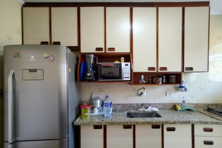Apartamento para alugar com 92m², 2 quartos e 1 vagaCozinha