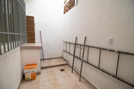 Casa à venda com 145m², 2 quartos e 1 vagaÁrea de Serviço