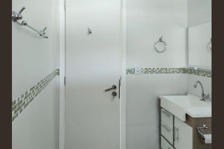 Casa à venda com 145m², 2 quartos e 1 vagaBanheiro 3