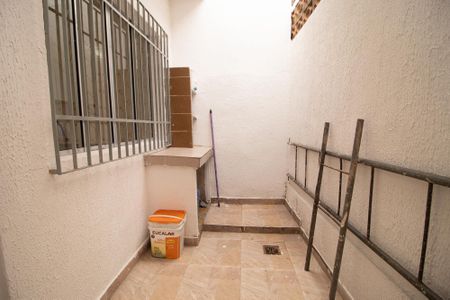 Casa à venda com 145m², 2 quartos e 1 vagaÁrea de Serviço