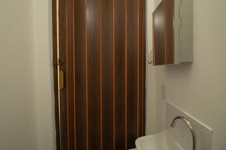 Casa à venda com 145m², 2 quartos e 1 vagaLavabo