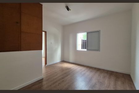 Casa à venda com 184m², 3 quartos e 4 vagasSuíte