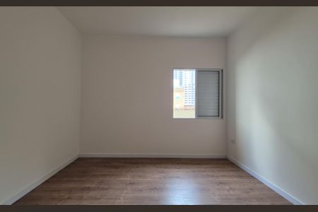 Casa à venda com 184m², 3 quartos e 4 vagasSuíte 2