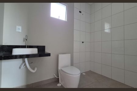 Casa à venda com 184m², 3 quartos e 4 vagasBanheiro da suíte