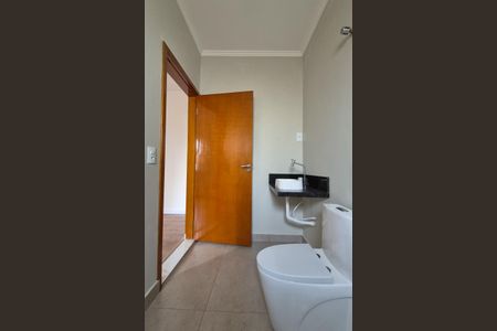 Casa à venda com 184m², 3 quartos e 4 vagasBanheiro da suíte 2