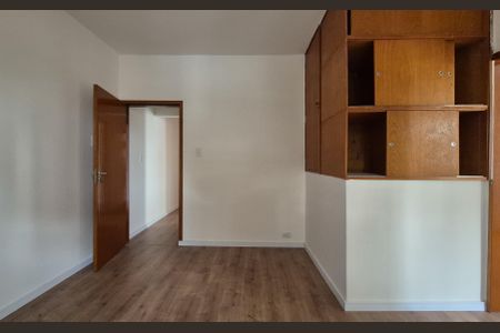 Casa à venda com 184m², 3 quartos e 4 vagasSuíte