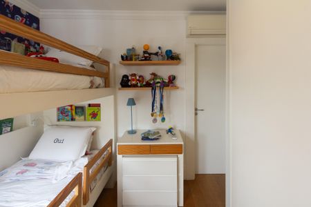 Apartamento à venda com 156m², 2 quartos e 3 vagasSuíte 1