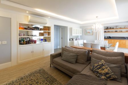 Apartamento à venda com 156m², 2 quartos e 3 vagasSala