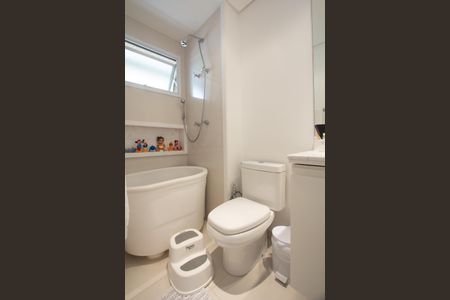 Apartamento à venda com 156m², 2 quartos e 3 vagasBanheiro da Suíte 1