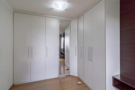 Apartamento à venda com 250m², 4 quartos e 4 vagasSuíte 2