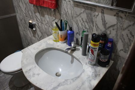 Casa à venda com 379m², 3 quartos e 1 vagaBanheiro Social