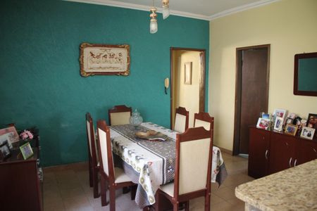 Casa à venda com 379m², 3 quartos e 1 vagaCopa