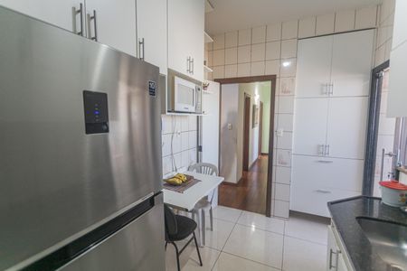 Apartamento à venda com 150m², 3 quartos e 1 vaga Apartamento à venda com 150m², 3 quartos e 1 vagaCozinha