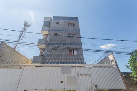 Apartamento à venda com 150m², 3 quartos e 1 vaga Apartamento à venda com 150m², 3 quartos e 1 vagaFachada