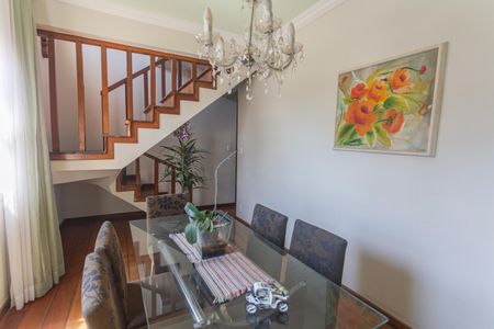 Apartamento à venda com 150m², 3 quartos e 1 vaga Apartamento à venda com 150m², 3 quartos e 1 vagaSala de Jantar