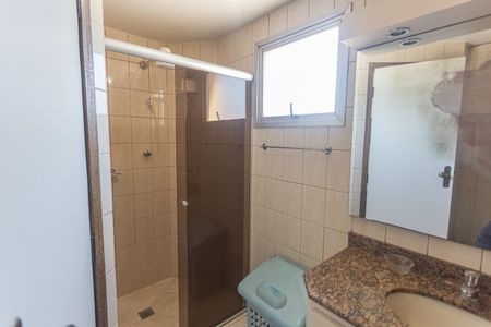Apartamento à venda com 150m², 3 quartos e 1 vaga Apartamento à venda com 150m², 3 quartos e 1 vagaBanheiro da Suíte