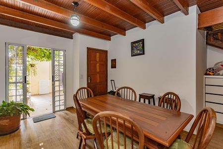 Casa à venda com 140m², 3 quartos e 2 vagasCopa