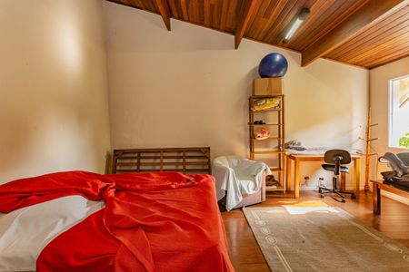 Casa à venda com 140m², 3 quartos e 2 vagasEdicula