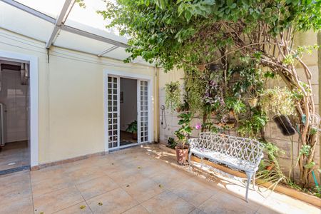 Casa à venda com 140m², 3 quartos e 2 vagasQuintal/ Churrasqueira