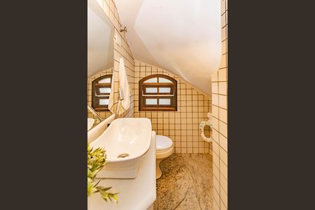 Casa à venda com 140m², 3 quartos e 2 vagasLavabo