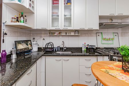 Casa à venda com 140m², 3 quartos e 2 vagasCozinha