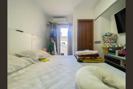 Casa à venda com 68m², 2 quartos e 2 vagas