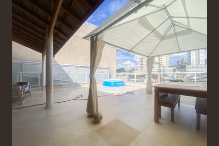 Casa à venda com 68m², 2 quartos e 2 vagas