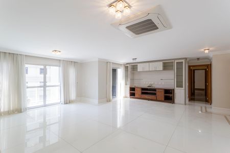 Apartamento à venda com 214m², 3 quartos e 2 vagas Apartamento à venda com 214m², 3 quartos e 2 vagasSala