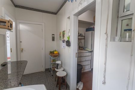 Apartamento à venda com 180m², 4 quartos e 3 vagasÁrea de Serviço