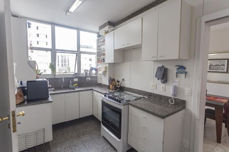 Apartamento à venda com 180m², 4 quartos e 3 vagasCozinha