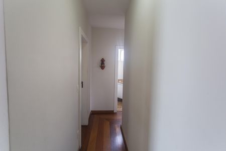 Apartamento à venda com 180m², 4 quartos e 3 vagasCorredor