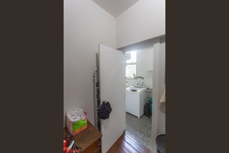 Apartamento à venda com 180m², 4 quartos e 3 vagasQuarto de Serviço