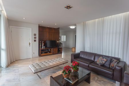 Apartamento à venda com 180m², 4 quartos e 3 vagasSala 1