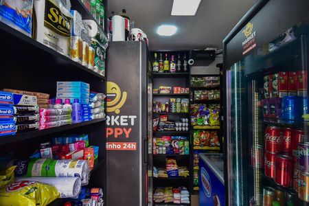 Apartamento à venda com 43m², 2 quartos e sem vaga Apartamento à venda com 43m², 2 quartos e sem vagaÁrea comum - Mercadinho