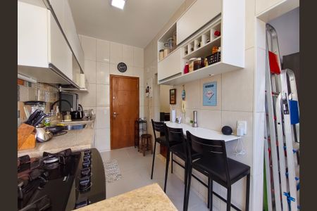 Apartamento à venda com 79m², 2 quartos e 2 vagasCozinha