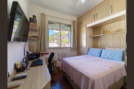 Apartamento à venda com 79m², 2 quartos e 2 vagasQuarto 2