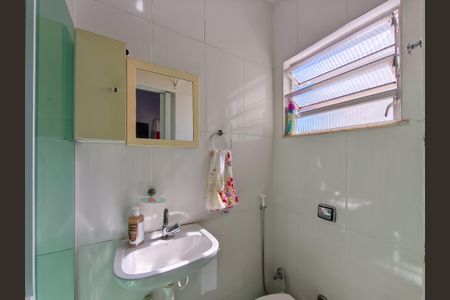 Apartamento à venda com 79m², 2 quartos e 2 vagasBanheiro de serviço