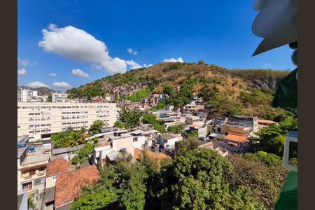 Apartamento à venda com 79m², 2 quartos e 2 vagasVista da Sala