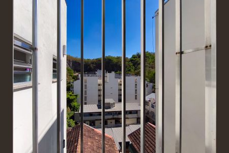 Apartamento à venda com 79m², 2 quartos e 2 vagasÁrea de Serviço