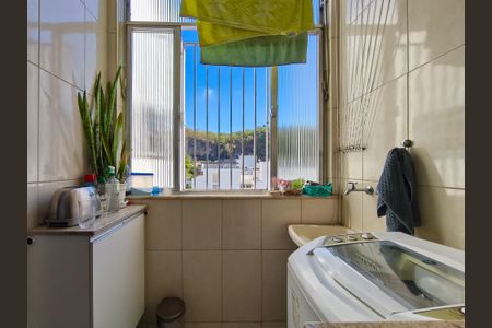 Apartamento à venda com 79m², 2 quartos e 2 vagasÁrea de Serviço