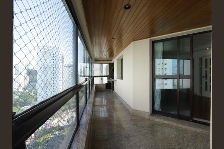 Apartamento à venda com 159m², 3 quartos e 3 vagasVaranda da Sala