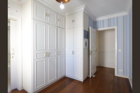 Apartamento à venda com 159m², 3 quartos e 3 vagasSuíte 2