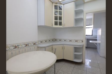 Apartamento à venda com 159m², 3 quartos e 3 vagasCozinha