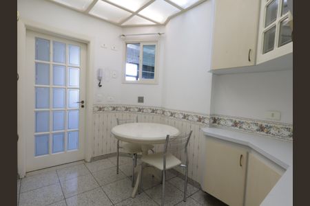 Apartamento à venda com 159m², 3 quartos e 3 vagasCozinha