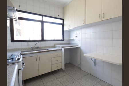 Apartamento à venda com 159m², 3 quartos e 3 vagasCozinha