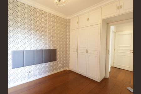 Apartamento à venda com 159m², 3 quartos e 3 vagasSuíte 1