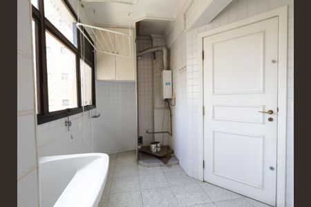 Apartamento à venda com 159m², 3 quartos e 3 vagasÁrea de Serviço