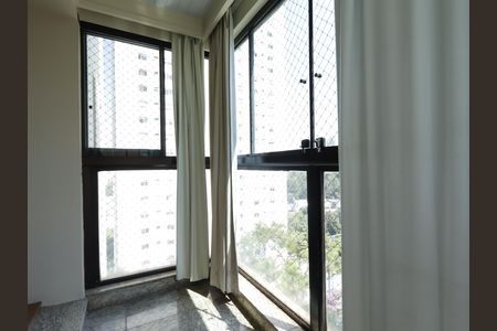 Apartamento à venda com 159m², 3 quartos e 3 vagasVaranda da suíte 3