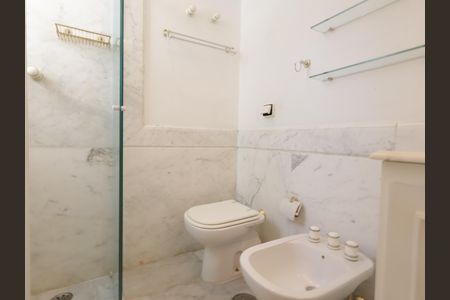 Apartamento à venda com 159m², 3 quartos e 3 vagasBanheiro da Suíte 3