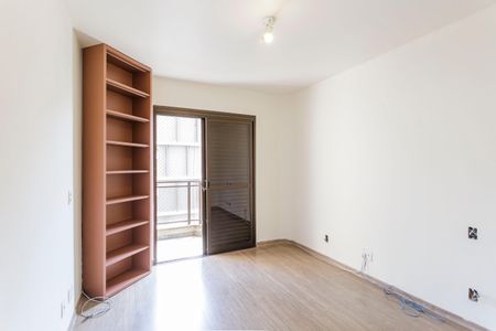 Apartamento à venda com 196m², 3 quartos e 3 vagas Apartamento à venda com 196m², 3 quartos e 3 vagasSuíte 2